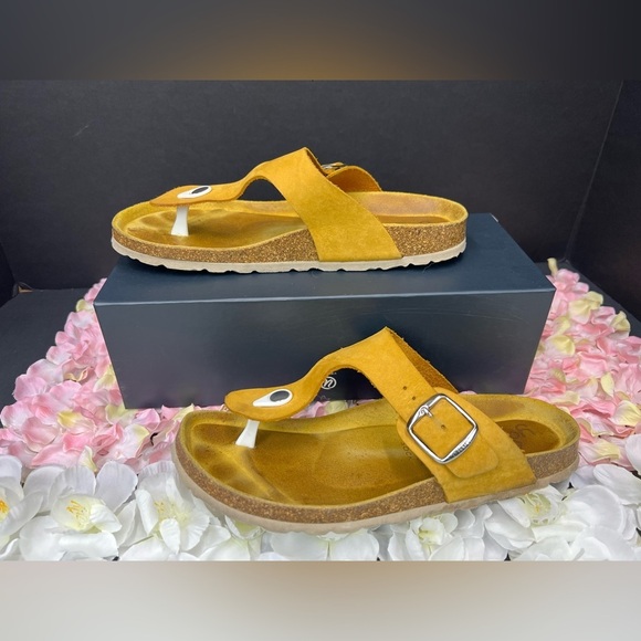 Yokono Yellow Suede Sandals, super cute size 38 - Picture 4 of 9